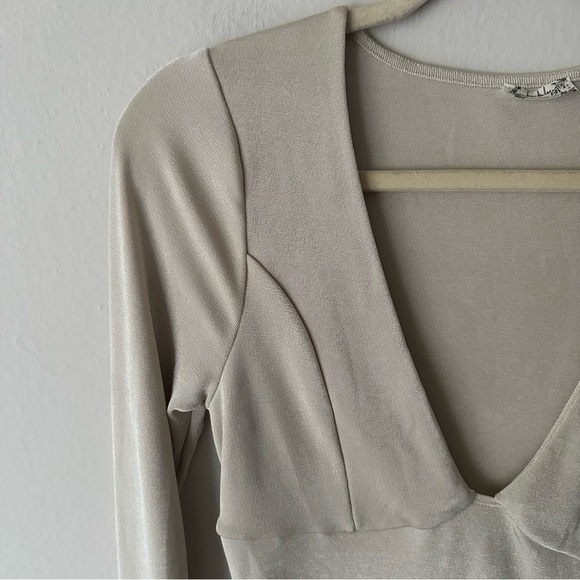 Free People Sleek Classy Long Sleeve Blouse Size Medium - Picture 5 of 11